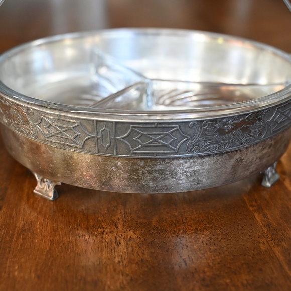 Benedict Period Plate Chinese Chippendale Divided Snack Dish | E.P.N.S. B.M.M. - Picture 4 of 10